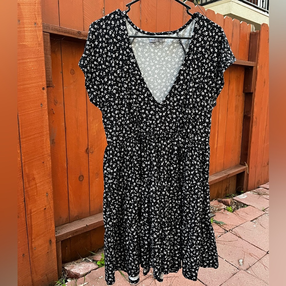 Urban Outfitters Floral Tiered Skirt Dress - Size L